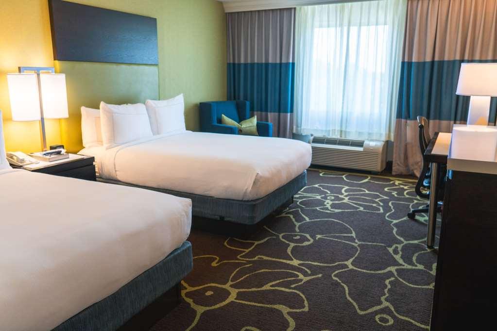 Doubletree By Hilton Charlotte Uptown Hotell Rom bilde