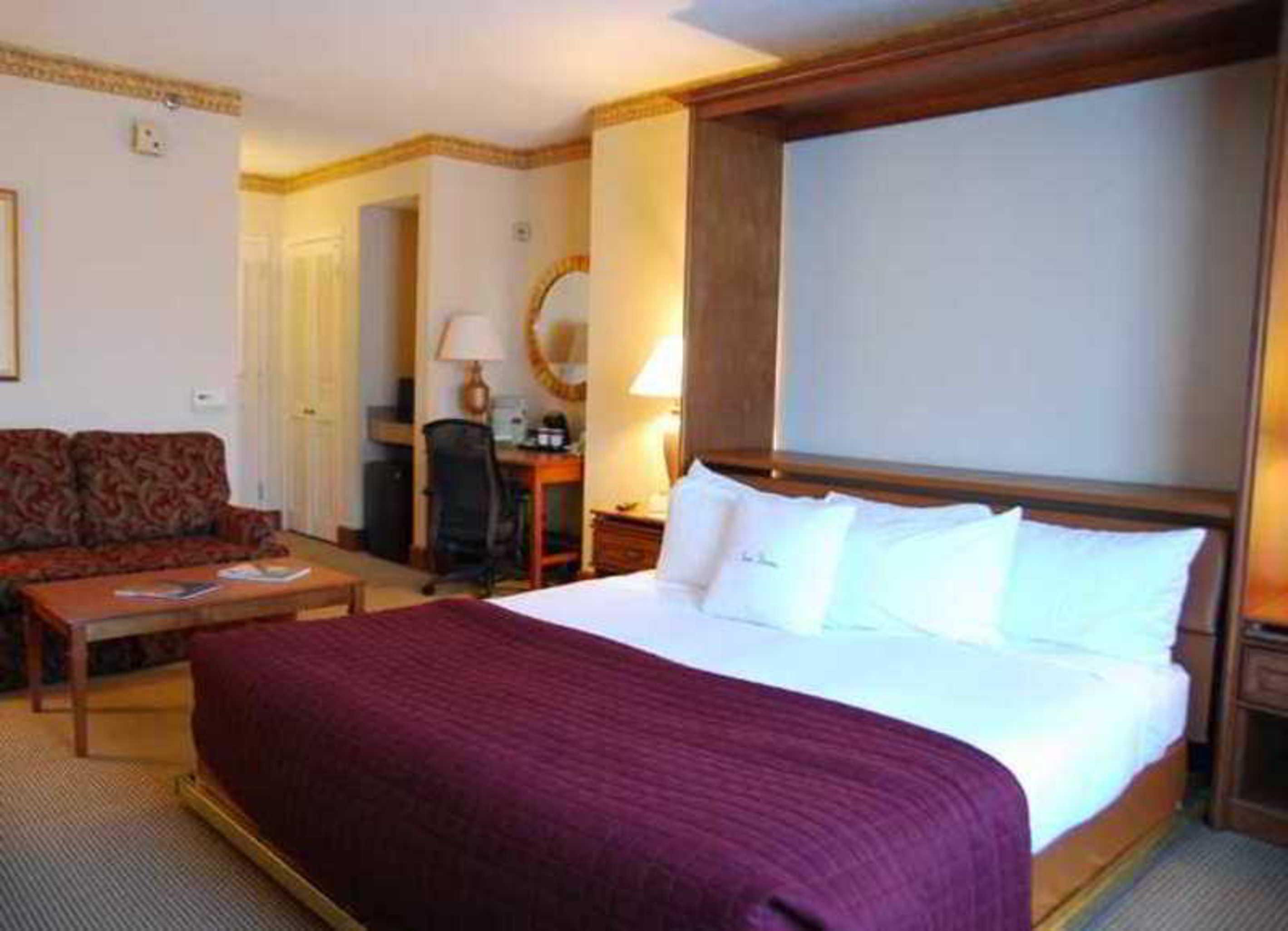 Doubletree By Hilton Charlotte Uptown Hotell Rom bilde