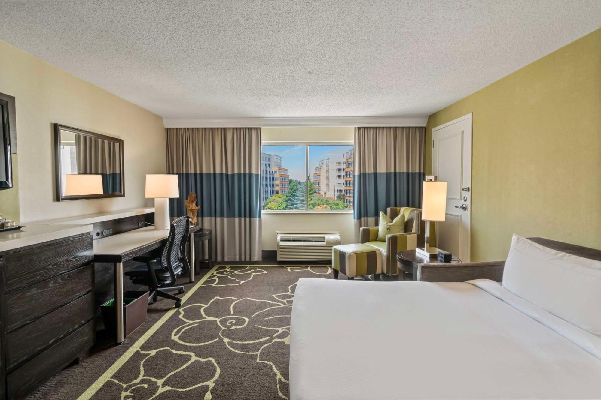 Doubletree By Hilton Charlotte Uptown Hotell Eksteriør bilde