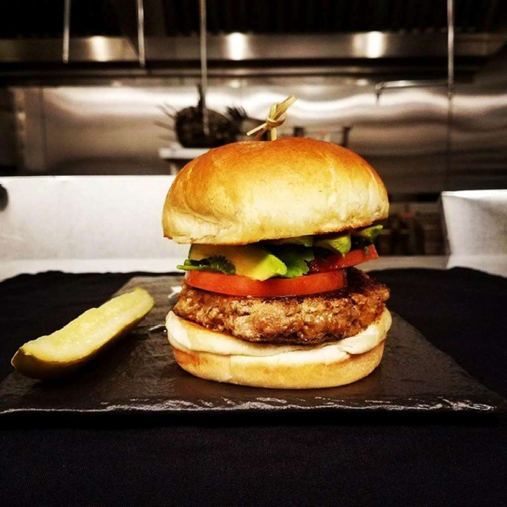 Doubletree By Hilton Charlotte Uptown Hotell Restaurant bilde